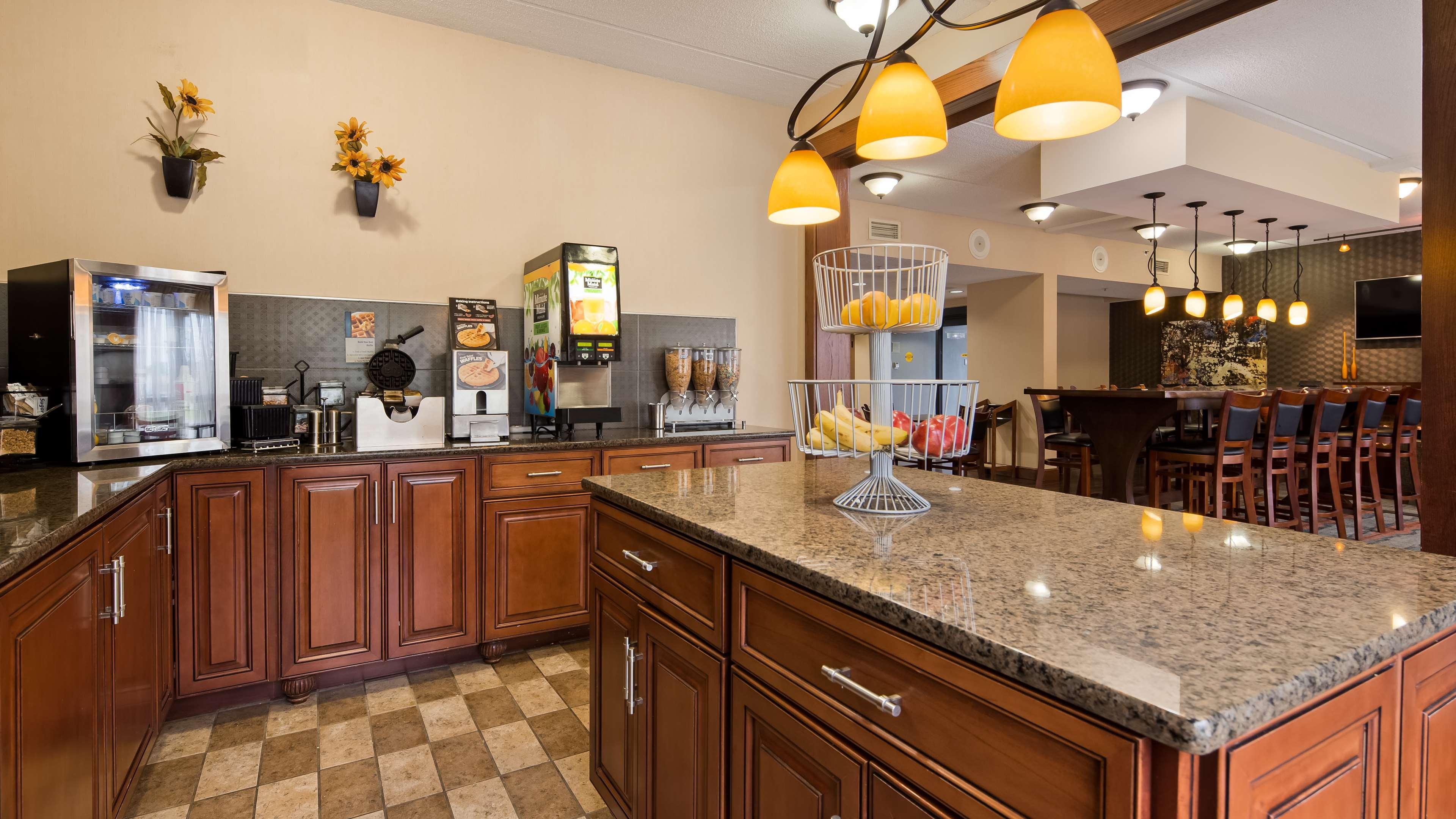 Best Western Delta Inn Effingham Exterior photo